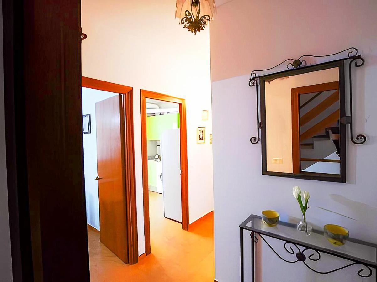 Apartamentos Garaje & Aire & Wifi & Solo Familias Y Parejas コニル・デ・ラ・フロンテラ エクステリア 写真