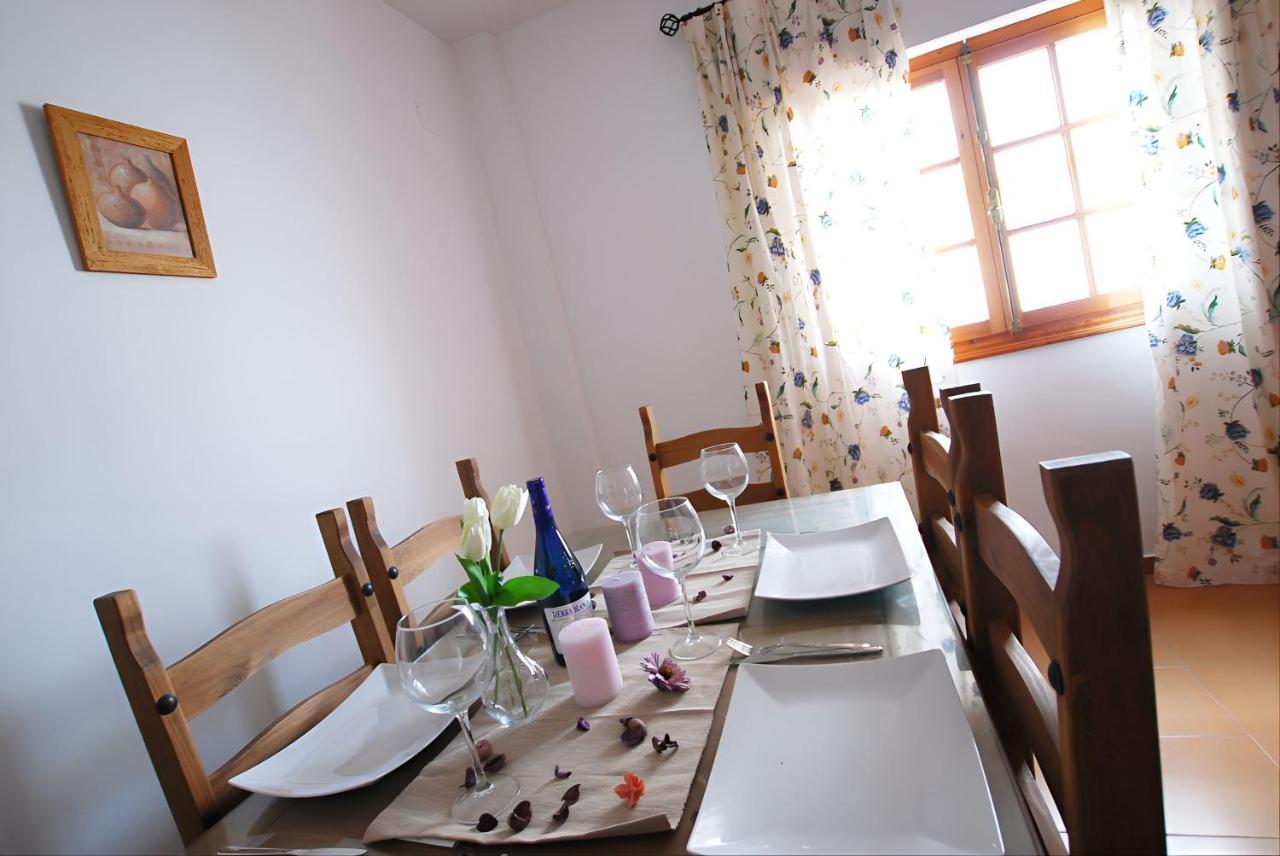 Apartamentos Garaje & Aire & Wifi & Solo Familias Y Parejas コニル・デ・ラ・フロンテラ エクステリア 写真