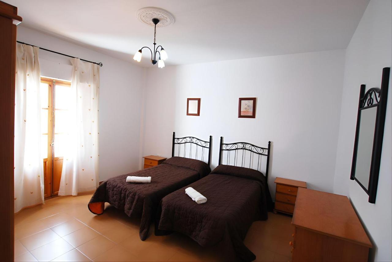 Apartamentos Garaje & Aire & Wifi & Solo Familias Y Parejas コニル・デ・ラ・フロンテラ エクステリア 写真