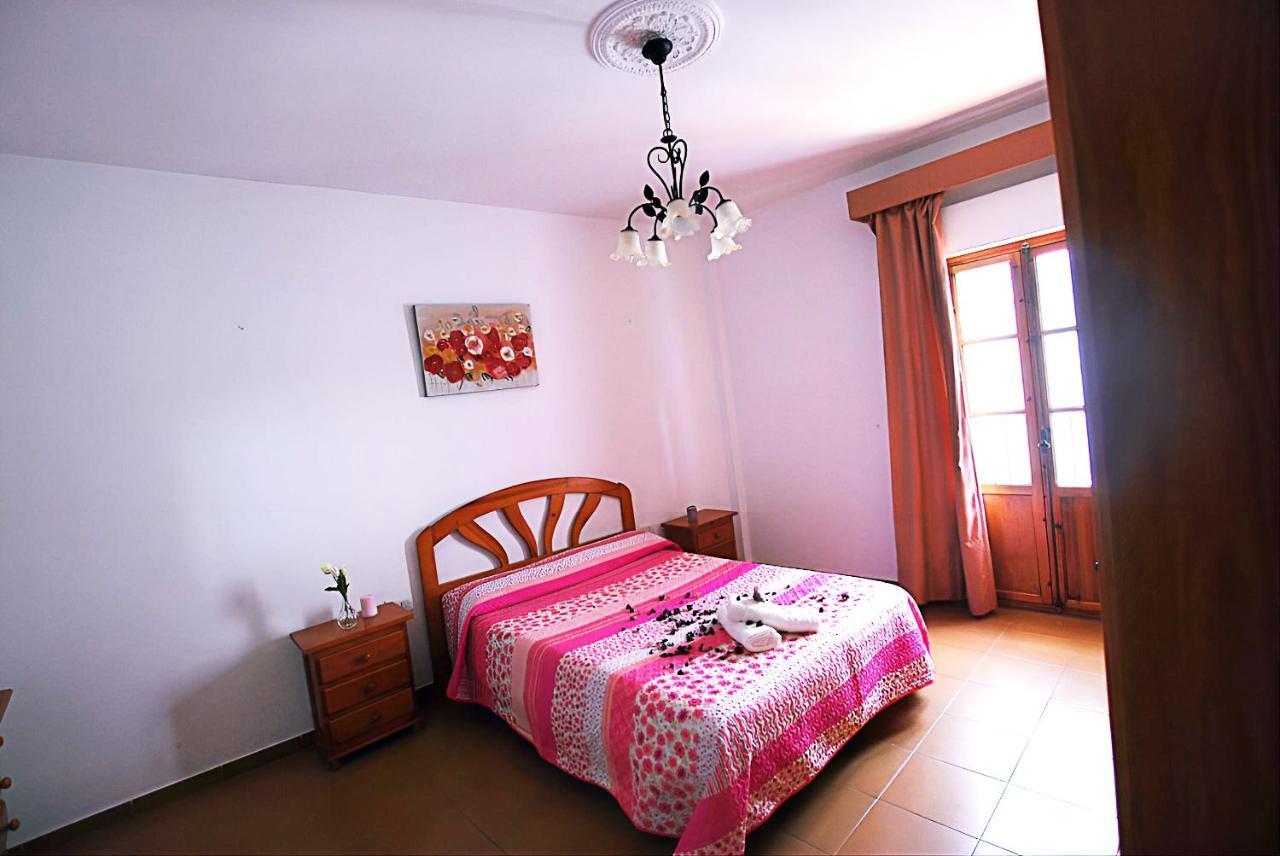 Apartamentos Garaje & Aire & Wifi & Solo Familias Y Parejas コニル・デ・ラ・フロンテラ エクステリア 写真
