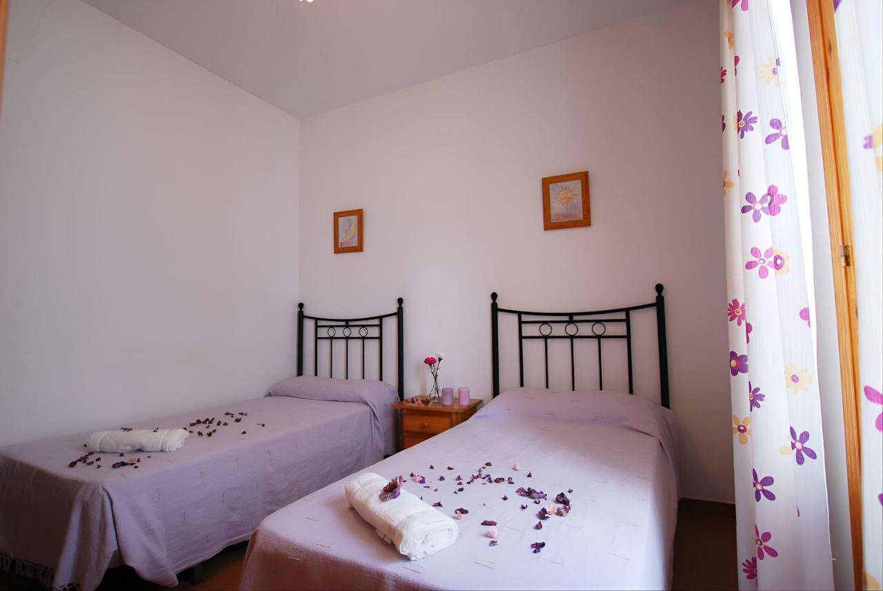 Apartamentos Garaje & Aire & Wifi & Solo Familias Y Parejas コニル・デ・ラ・フロンテラ エクステリア 写真